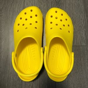 Classic Yellow Crocs Size 7M/9W